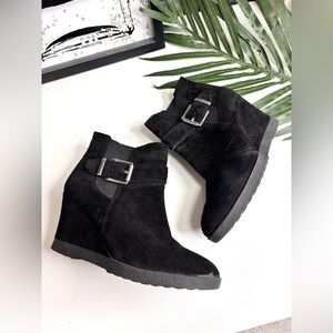 Vince Camuto Booties Black Wedge Heel, Size 8 US, 3 inches wedge